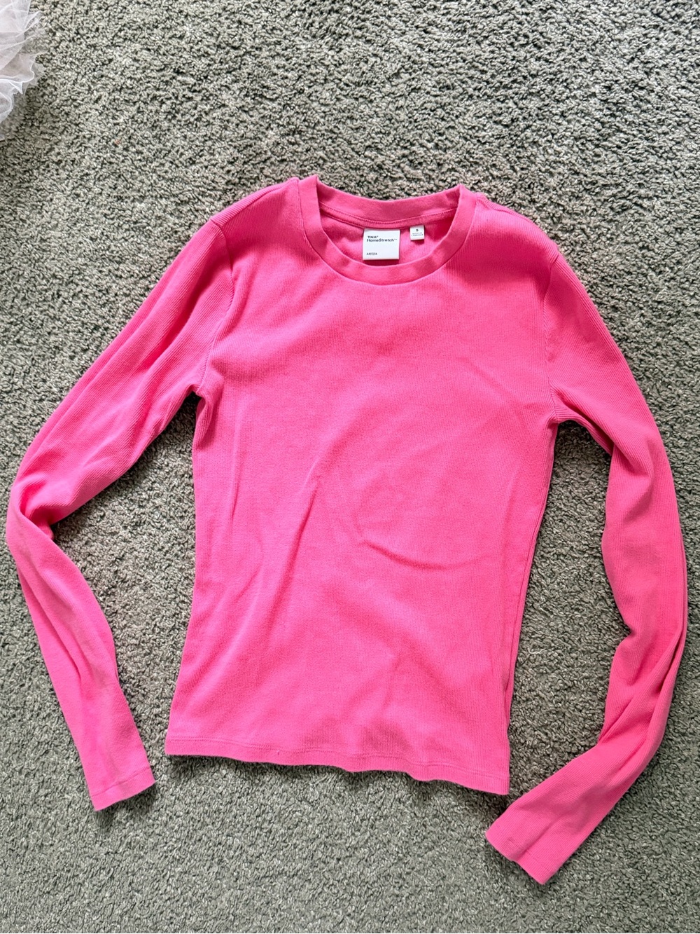 Aritzia TNA EUC Pink Long Sleeve Crewneck Top